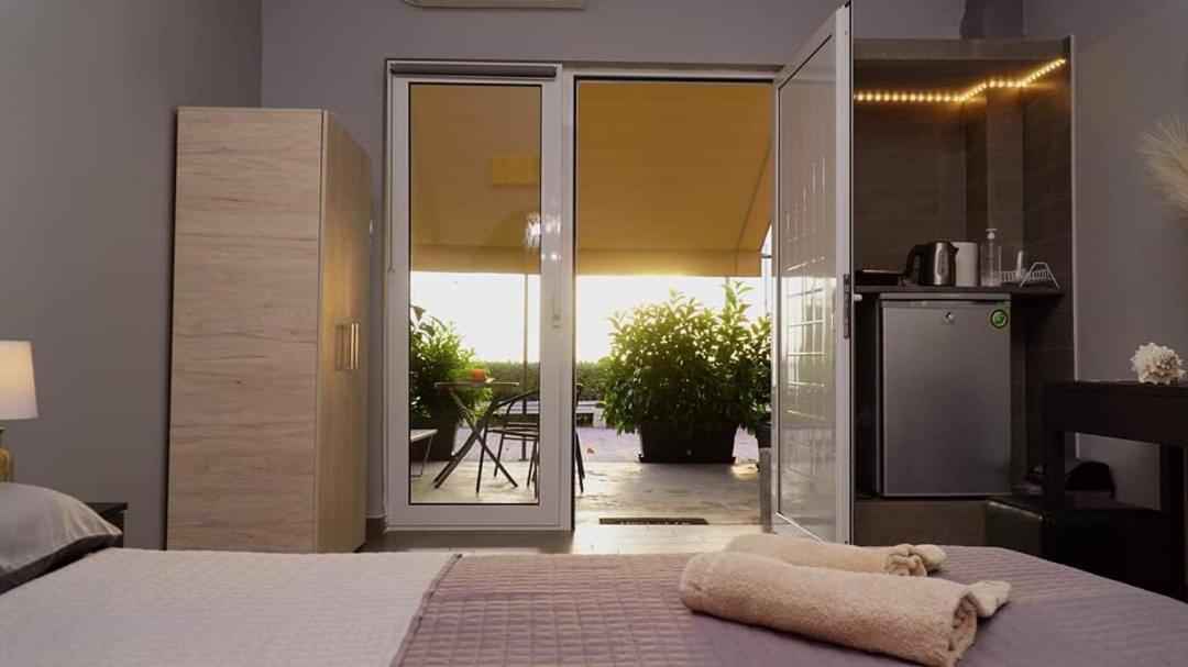 New Seafront Studio Guest House Anavyssos Exterior photo