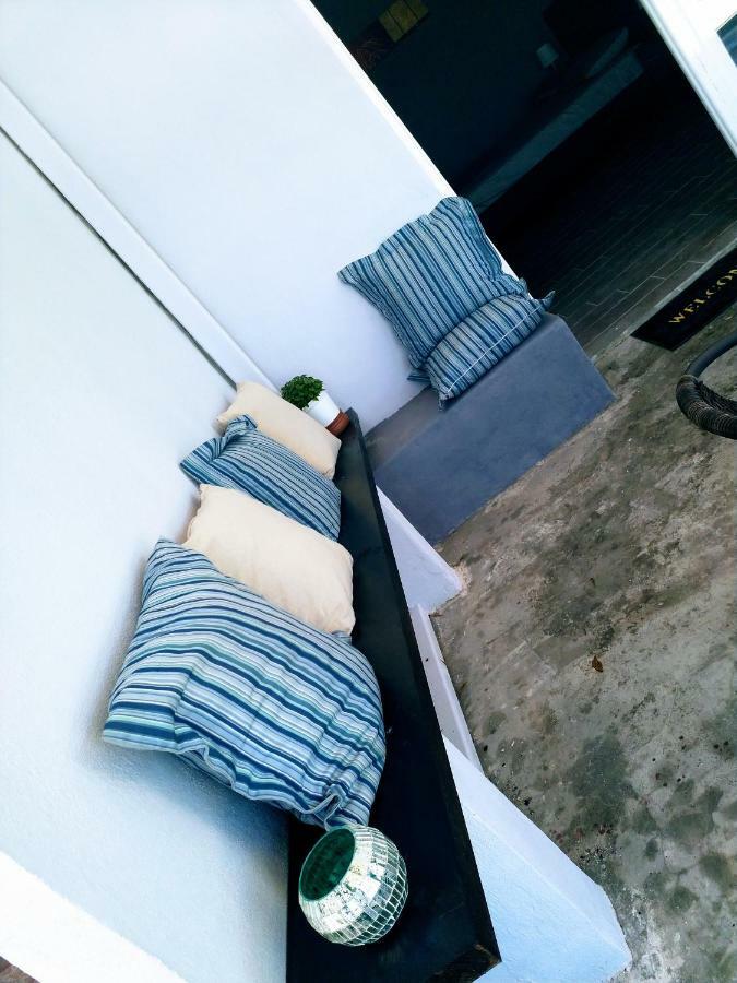 New Seafront Studio Guest House Anavyssos Exterior photo